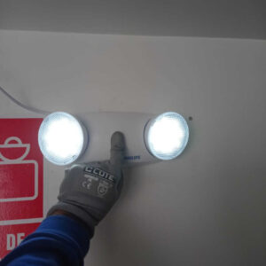 Luz-de-emergencia-operativa-area-Home